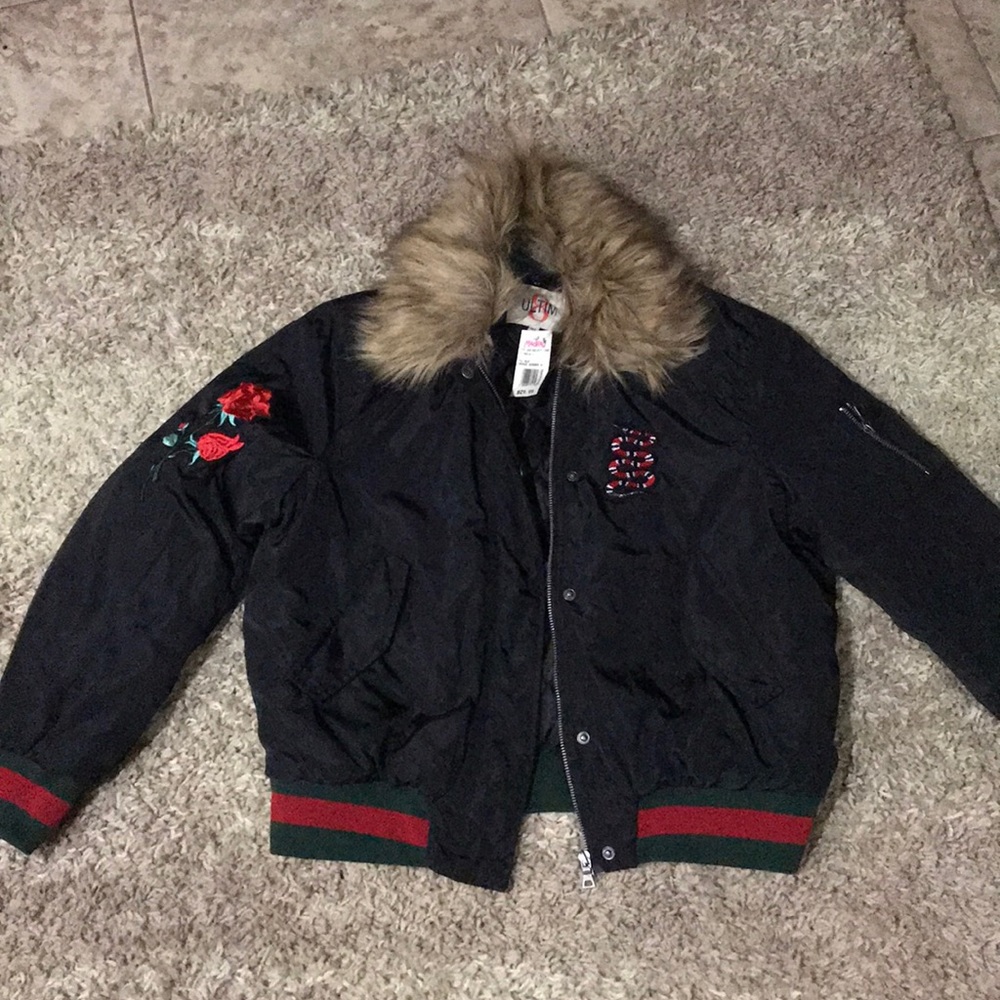 Women’s Jacket.
